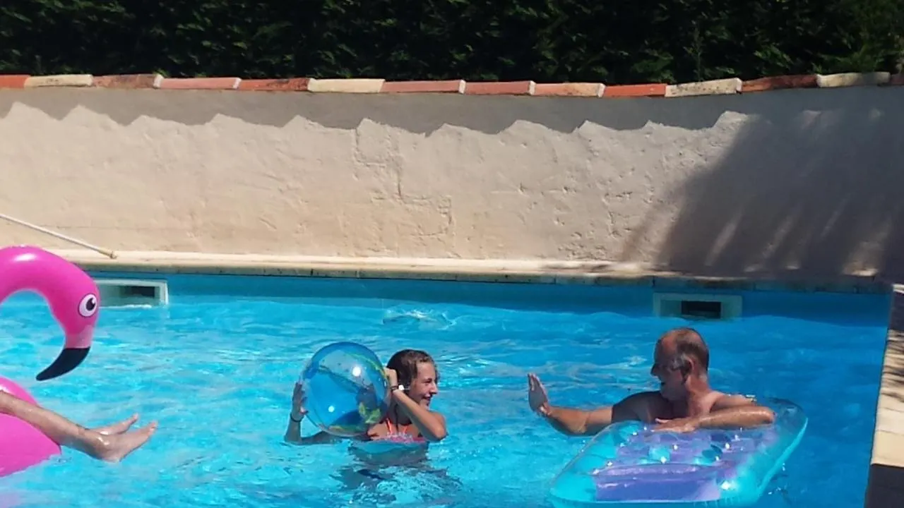 La Debottee Belge Bed & Breakfast Montesquieu